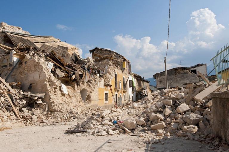 Stanford AI Technology Detects Hidden Earthquakes – May Provide Warning of Big Quakes